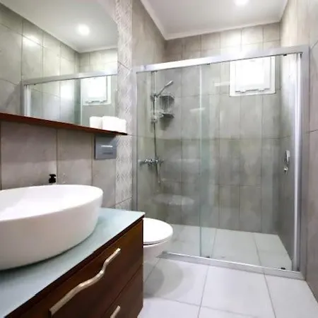 Refreshing And Peaceful Home With Shared Pool And Garden In Bodrum Appartamento *